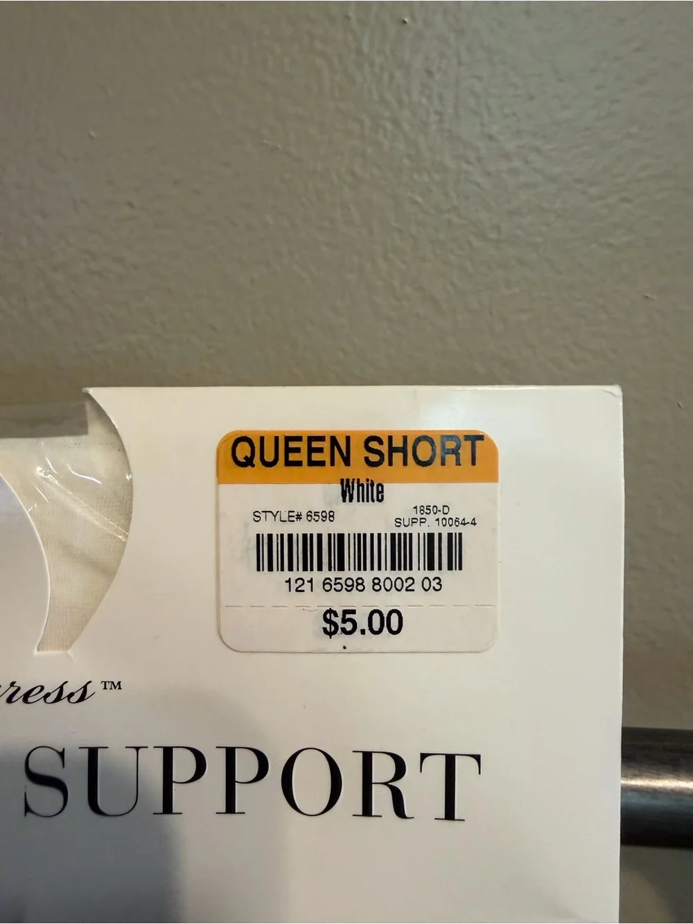 Vintage JCPenney Sheer Caress Sheerest Support Pantyhose Queen Short White NOS